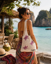 Load image into Gallery viewer, Crochet Beach Tote Bag