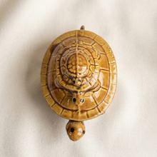Load image into Gallery viewer, TV-30 Movable Ceramic Turtle Figurine
