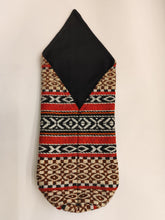 Load image into Gallery viewer, Traditional Omani Bottle Cover
