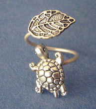 Load image into Gallery viewer, Silver Stainless Steel Adjustable Turtle Leaf Ring, Tarnish-Free Nature Inspired Jewelry (BR-15)
