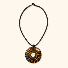 Load image into Gallery viewer, Sunburst Shell Pendant Necklace (N-39 T-8)

