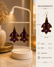 Load image into Gallery viewer, Hand Painted Turtle Earrings (E-16)
