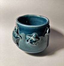 Load image into Gallery viewer, Turtle Glass
